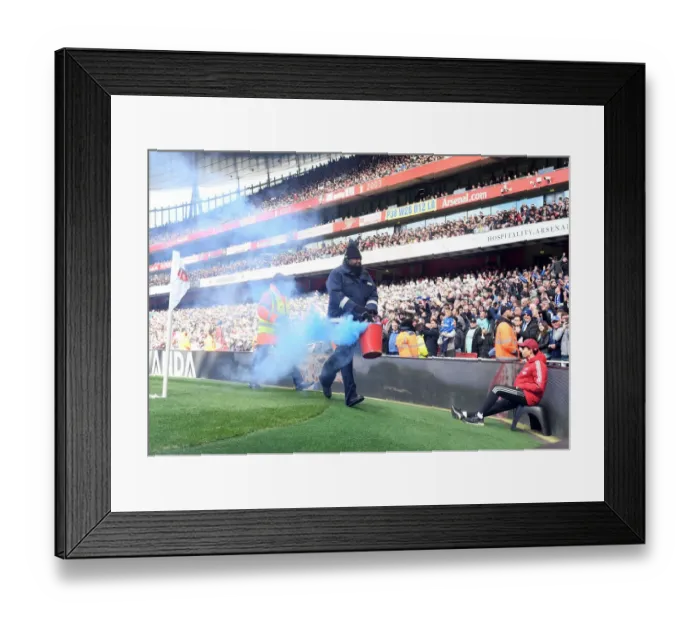 Framed Print : Arsenal vs Brighton: Fire Disruption - Premier League 2021-22 Framed Print : Arsenal vs Brighton: Fire Disruption - Premier League 2021-22