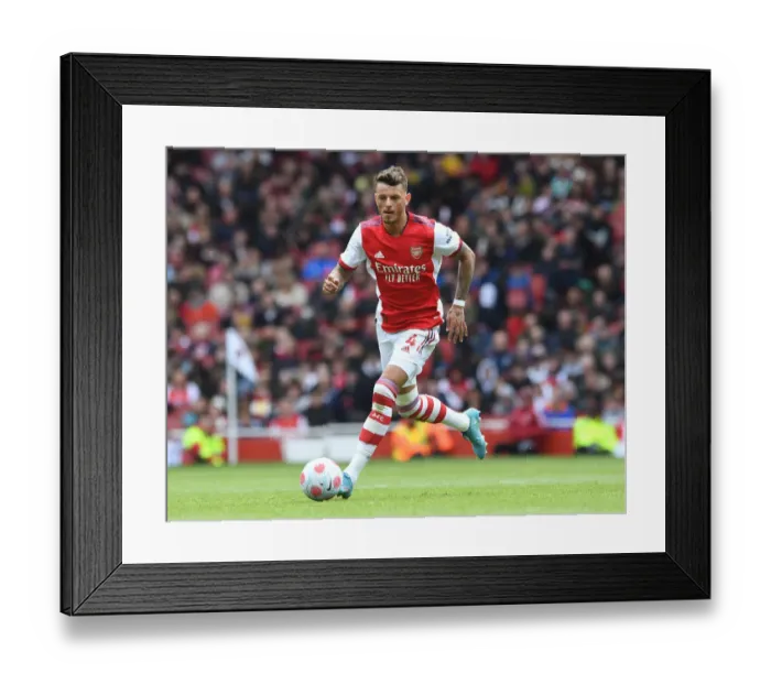 Framed Print : Arsenal's Ben White in Action: Premier League 2021-22 - Arsenal vs Brighton & Hove Albion Framed Print : Arsenal's Ben White in Action: Premier League 2021-22 - Arsenal vs Brighton & Hove Albion