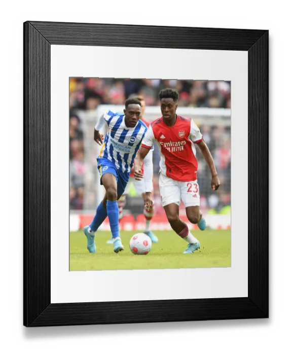 Framed Print : Arsenal vs Brighton: A Battle of Wings - Lokonga vs Welbeck Framed Print : Arsenal vs Brighton: A Battle of Wings - Lokonga vs Welbeck