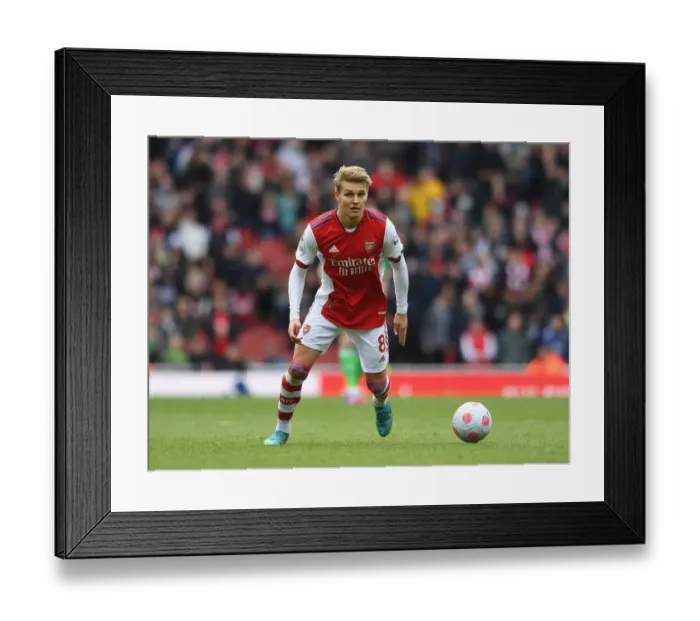 Framed Print : Arsenal vs Brighton & Hove Albion: Martin Odegaard in Action - Premier League 2021-22 Framed Print : Arsenal vs Brighton & Hove Albion: Martin Odegaard in Action - Premier League 2021-22