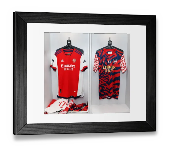 Framed Print : Arsenal Women Prepare for FA Cup Semi-Final Clash with Chelsea Women