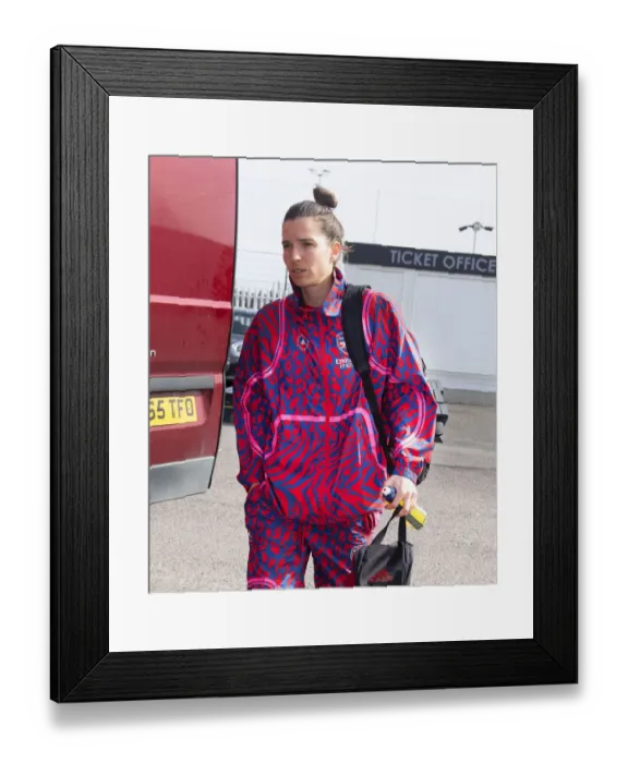 Framed Print : Arsenal Women's FA Cup Semi-Final: Tobin Heath Debuts - Arsenal vs. Chelsea
