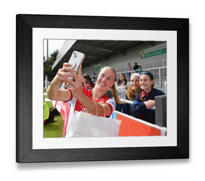 Framed Print : Arsenal Women vs Chelsea Women: Beth Mead's Selfie Moment at FA Cup Semi-Final Framed Print : Arsenal Women vs Chelsea Women: Beth Mead's Selfie Moment at FA Cup Semi-Final