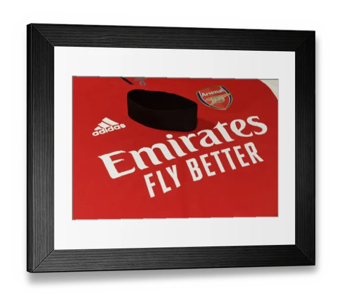 Framed Print : Arsenal Honors Late Chief Scout Steve Rowley with Black Armbands vs. Chelsea