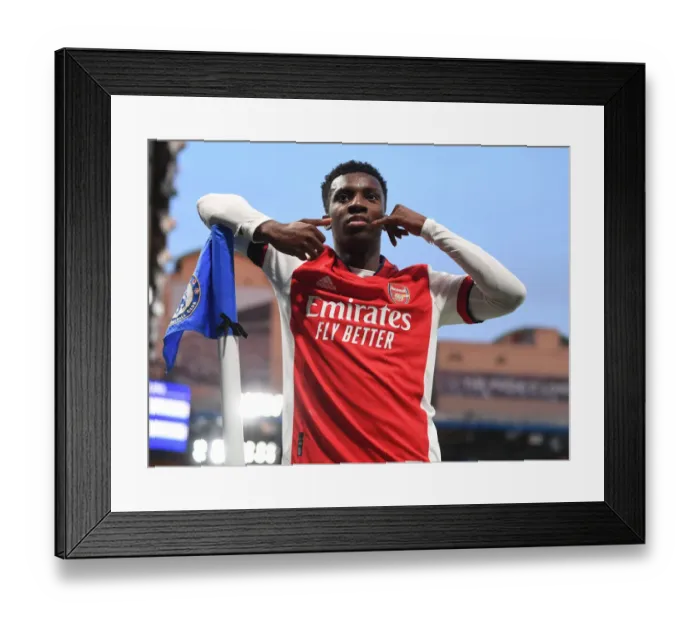 Framed Print : Nketiah Scores the Thriller: Arsenal's Triumph over Chelsea in the 2021-22 Premier League