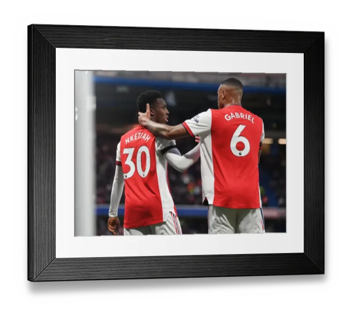 Framed Print : Arsenal's Nketiah Scores First Goal: Chelsea vs Arsenal, Premier League 2021-22