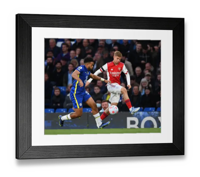 Framed Print : Clash of London Rivals: Smith Rowe vs. James in Chelsea vs. Arsenal Premier League Showdown Framed Print : Clash of London Rivals: Smith Rowe vs. James in Chelsea vs. Arsenal Premier League Showdown