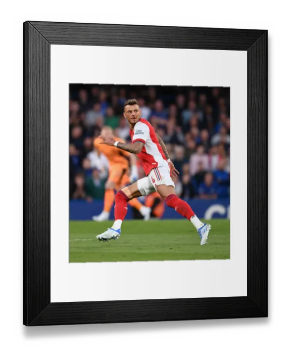 Framed Print : Ben White's Firm Stand: Arsenal vs. Chelsea at Stamford Bridge, Premier League 2021-22