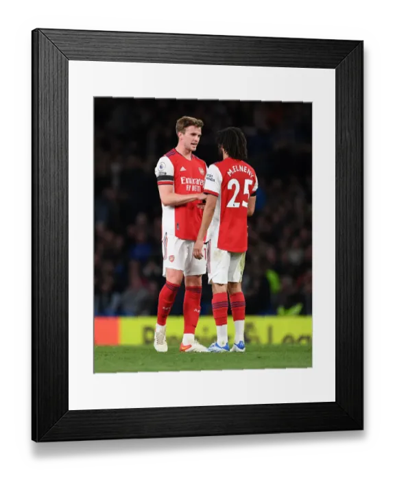 Framed Print : Arsenal's Holding and Elneny in Action against Chelsea - Premier League 2021-22 Framed Print : Arsenal's Holding and Elneny in Action against Chelsea - Premier League 2021-22