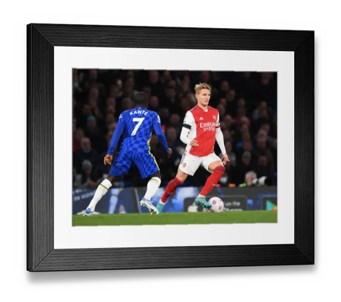 Framed Print : Clash of Titans: Martin Odegaard vs. N'Golo Kante - Chelsea vs. Arsenal, Premier League 2021-22 Framed Print : Clash of Titans: Martin Odegaard vs. N'Golo Kante - Chelsea vs. Arsenal, Premier League 2021-22