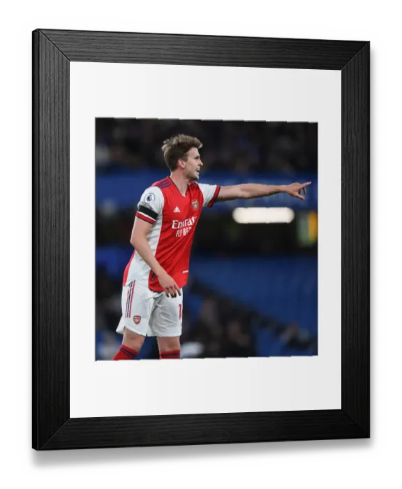 Framed Print : Rob Holding of Arsenal in Action against Chelsea - Premier League 2021-22 Framed Print : Rob Holding of Arsenal in Action against Chelsea - Premier League 2021-22