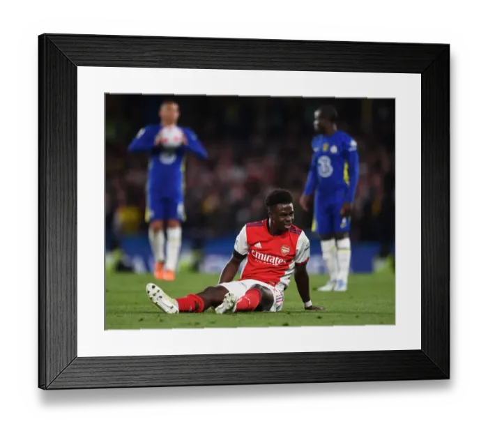 Framed Print : Premier League Battle: Saka's Showdown at Stamford Bridge - Chelsea vs. Arsenal (2021-22)