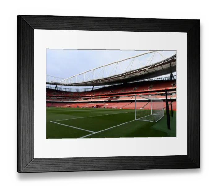 Framed Print : Arsenal vs Manchester United: Emirates Stadium Showdown - Premier League 2021-22