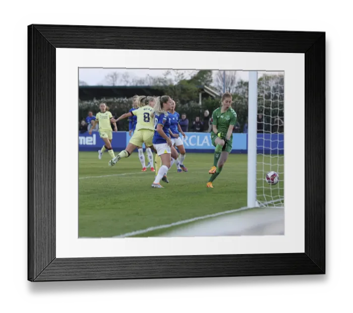 Framed Print : Beth Mead Scores Arsenal's Second Goal: Everton Women vs Arsenal Women, FA WSL 2021-22 Framed Print : Beth Mead Scores Arsenal's Second Goal: Everton Women vs Arsenal Women, FA WSL 2021-22