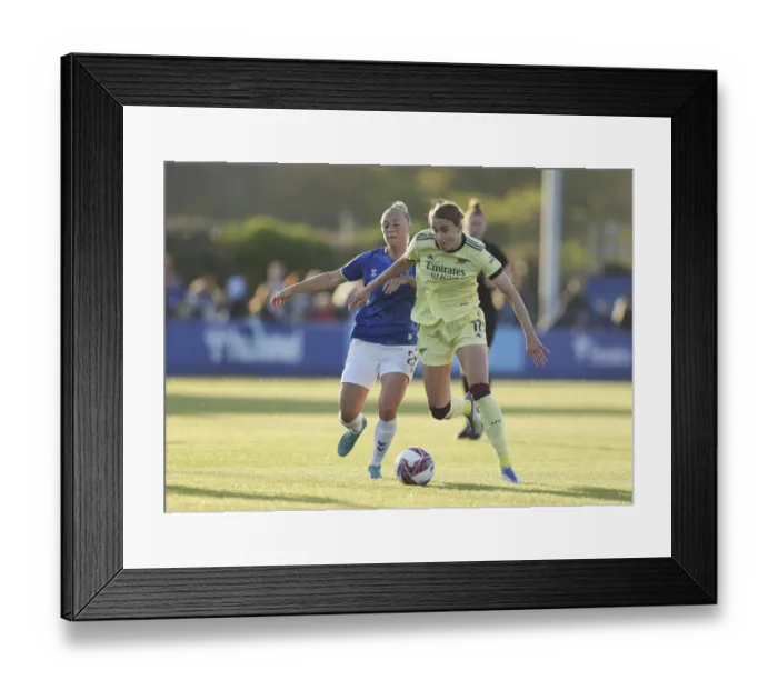 Framed Print : Arsenal's Vivianne Miedema Faces Off Against Everton in FA WSL Showdown Framed Print : Arsenal's Vivianne Miedema Faces Off Against Everton in FA WSL Showdown