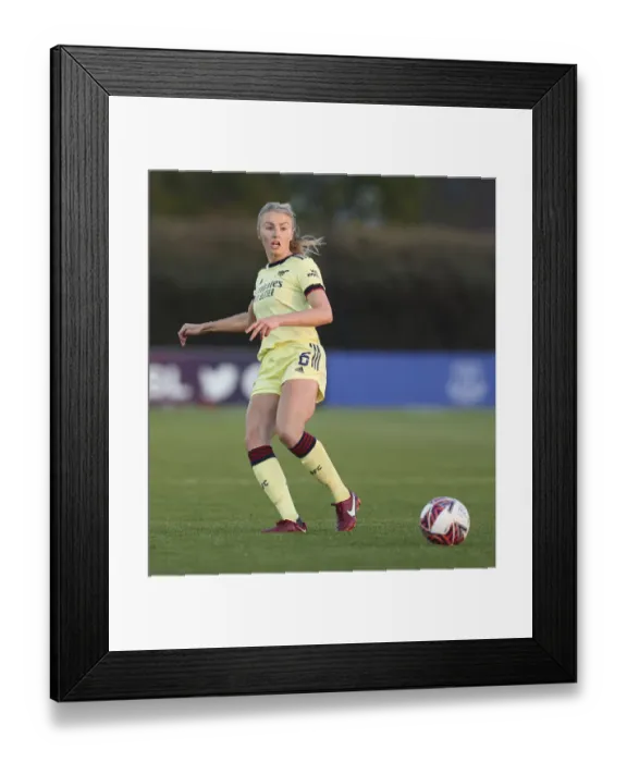 Framed Print : Arsenal's Leah Williamson in Action: Everton vs. Arsenal, FA WSL