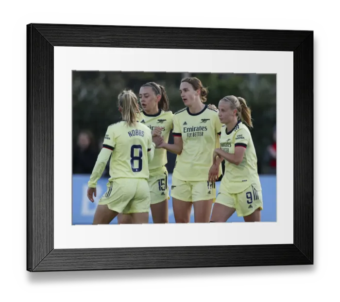 Framed Print : Arsenal Women's Triumph: Beth Mead and Team Rejoice in Double Goal Victory over Everton