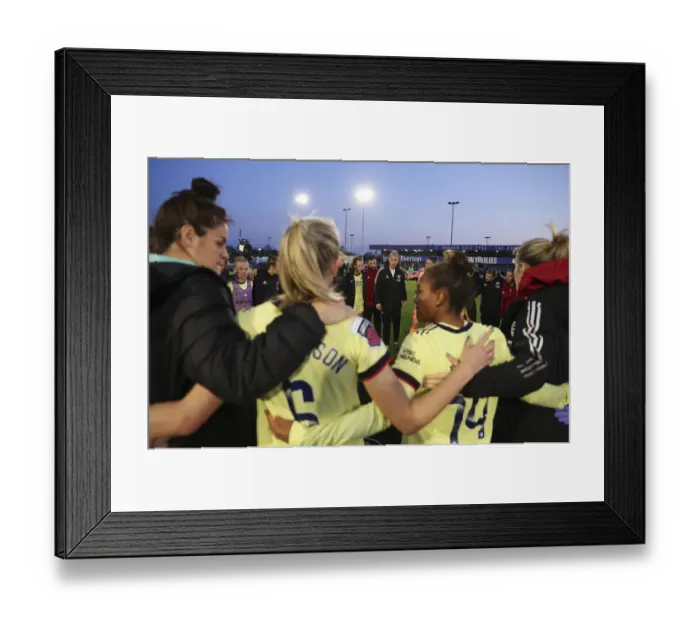 Framed Print : Arsenal Women's Coach Jonas Eidevall Addresses Team After Everton Match (FA WSL 2021-22) Framed Print : Arsenal Women's Coach Jonas Eidevall Addresses Team After Everton Match (FA WSL 2021-22)
