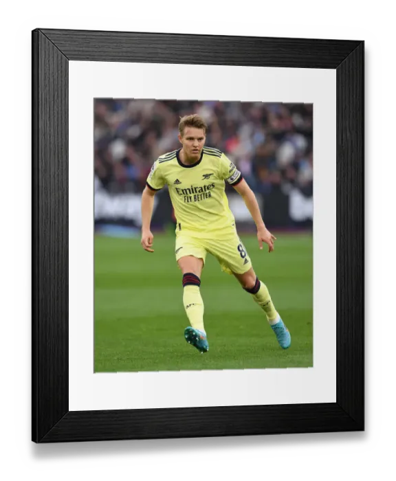 Framed Print : Martin Odegaard in Action: Arsenal vs. West Ham United, Premier League 2021-22 Framed Print : Martin Odegaard in Action: Arsenal vs. West Ham United, Premier League 2021-22