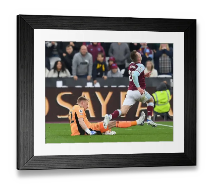 Framed Print : Clash at London Stadium: Arsenal vs. West Ham United - Premier League Framed Print : Clash at London Stadium: Arsenal vs. West Ham United - Premier League