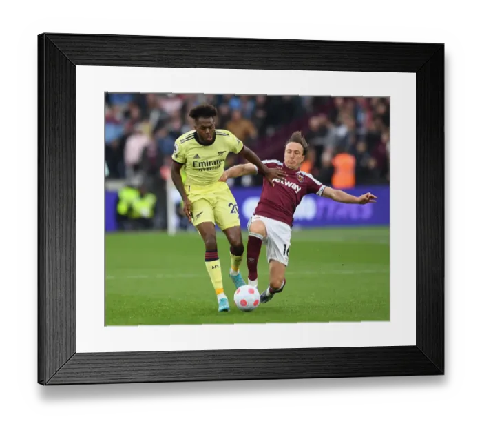 Framed Print : Nuno Tavares vs Mark Noble: A Battle of Determination in the Intense West Ham United vs Arsenal Premier League Clash Framed Print : Nuno Tavares vs Mark Noble: A Battle of Determination in the Intense West Ham United vs Arsenal Premier League Clash