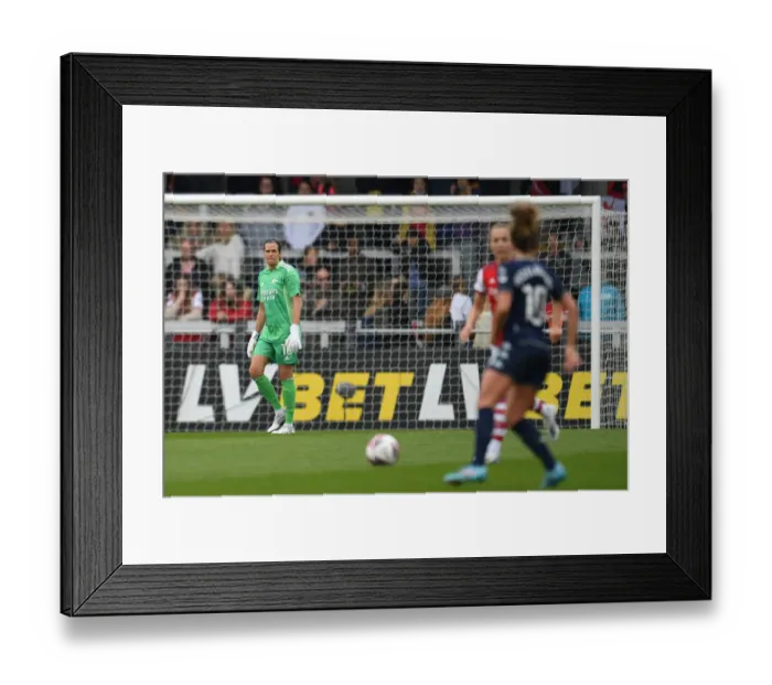 Framed Print : Lydia Williams: Unwavering Focus in Barclays FA WSL Action Framed Print : Lydia Williams: Unwavering Focus in Barclays FA WSL Action