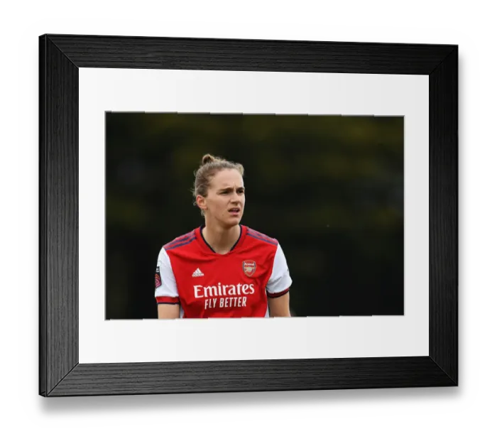 Framed Print : Arsenal's Viviane Miedema: Unyielding Focus in FA WSL Clash Against Aston Villa