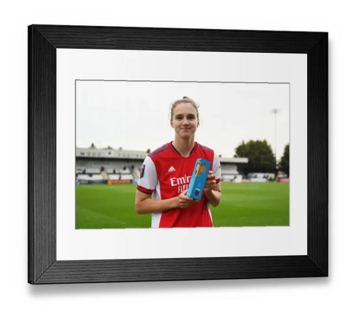 Framed Print : Arsenal's Vivianne Miedema Receives Player of the Match Award vs. Aston Villa in FA WSL