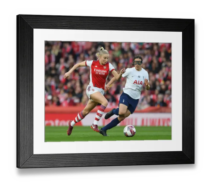 Framed Print : Arsenal vs. Tottenham: Leah Williamson Faces Off in FA WSL Showdown