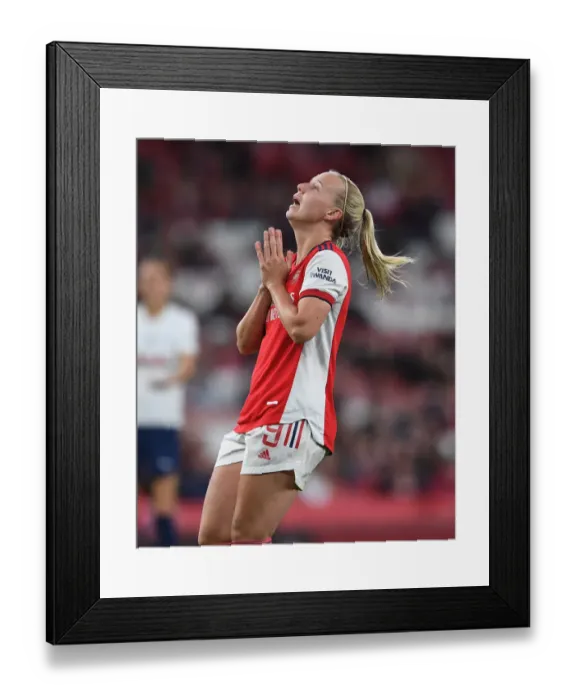 Framed Print : Arsenal's Beth Mead Scores Brilliantly in FA WSL Showdown Against Tottenham at Emirates Stadium Framed Print : Arsenal's Beth Mead Scores Brilliantly in FA WSL Showdown Against Tottenham at Emirates Stadium