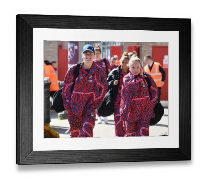Framed Print : Arsenal Women's Stars Vivianne Miedema and Kim Little Before Clash Against West Ham United Women (FA WSL 2021-22)