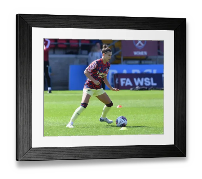 Framed Print : Arsenal Women's Steph Catley Warming Up Ahead of West Ham Clash (FA WSL 2021-22)