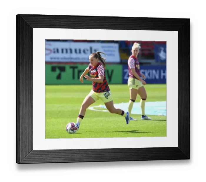Framed Print : Arsenal Women Prepare for FA WSL Clash Against West Ham United
