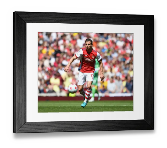 Framed Print : Arsenal's Cedric Soares in Action Against Leeds United, Premier League 2021-22 Framed Print : Arsenal's Cedric Soares in Action Against Leeds United, Premier League 2021-22