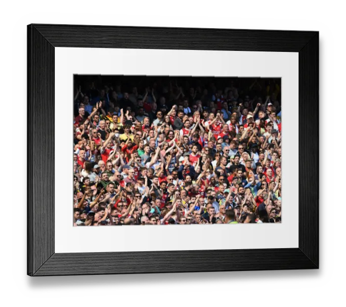 Framed Print : Passionate Arsenal Fans at Emirates Stadium: Arsenal vs Leeds United, Premier League 2021-22