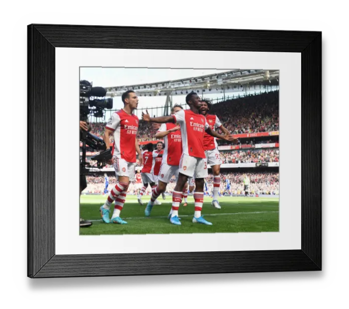 Framed Print : Eddie Nketiah's Double: Arsenal's Dramatic Comeback Against Leeds United in the 2021-22 Premier League