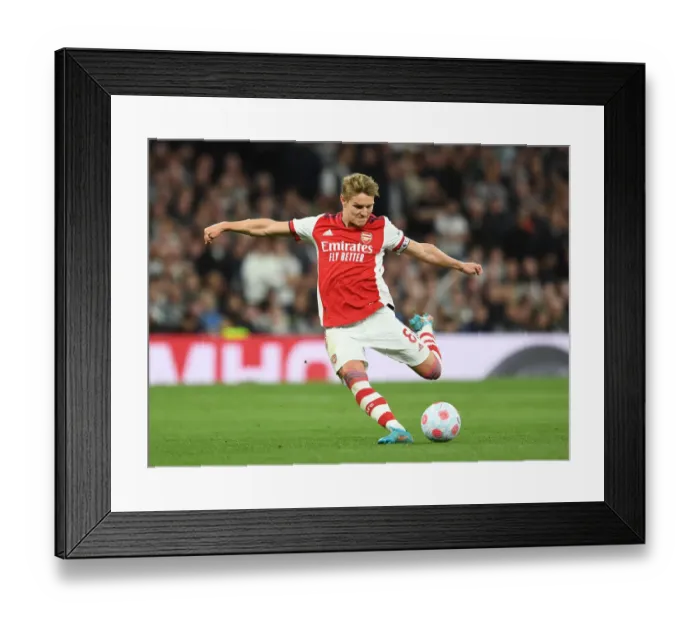 Framed Print : Martin Odegaard: Midfield Warrior in Arsenal vs. Tottenham Battle, Premier League 2021-22 Framed Print : Martin Odegaard: Midfield Warrior in Arsenal vs. Tottenham Battle, Premier League 2021-22