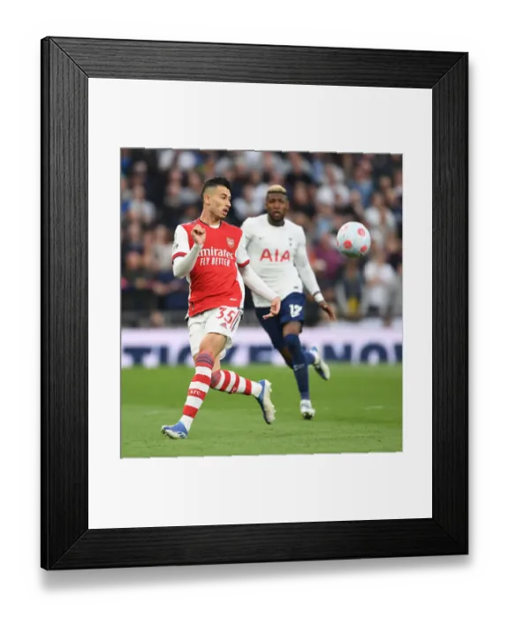 Framed Print : Gabriel Martinelli in Action: Arsenal vs. Tottenham Hotspur, Premier League 2021-22 Framed Print : Gabriel Martinelli in Action: Arsenal vs. Tottenham Hotspur, Premier League 2021-22