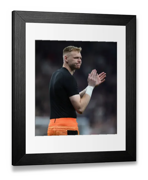 Framed Print : Arsenal's Aaron Ramsdale Applauds Fans in Tottenham Victory, Premier League 2021-22