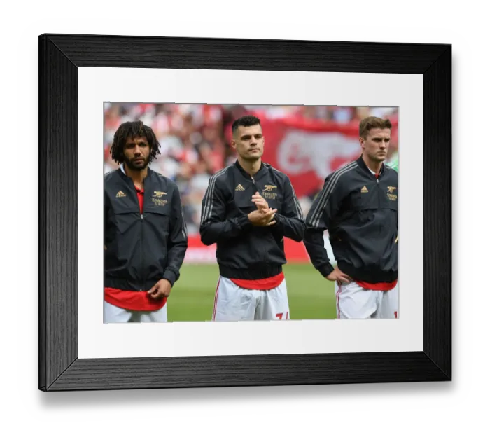 Framed Print : Arsenal's Elneny, Xhaka, and Holding Prepare for Arsenal v Everton Clash (2021-22) Framed Print : Arsenal's Elneny, Xhaka, and Holding Prepare for Arsenal v Everton Clash (2021-22)