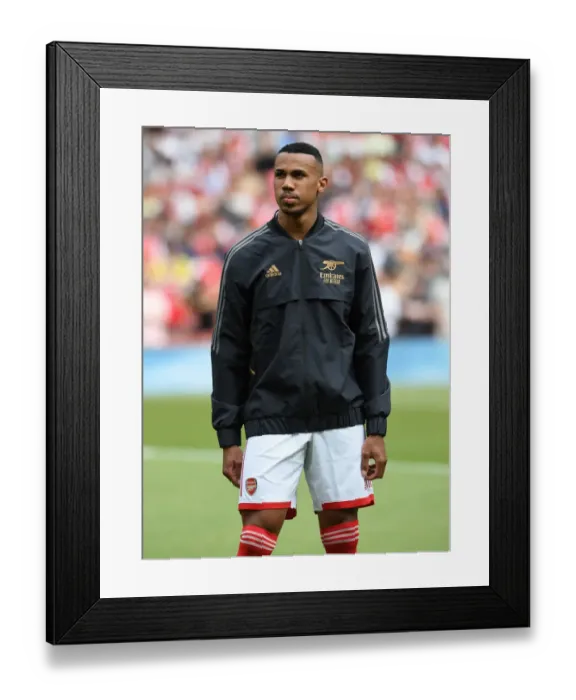 Framed Print : Gabriel Magalhaes Gears Up: Arsenal vs. Everton Showdown (2021-22)