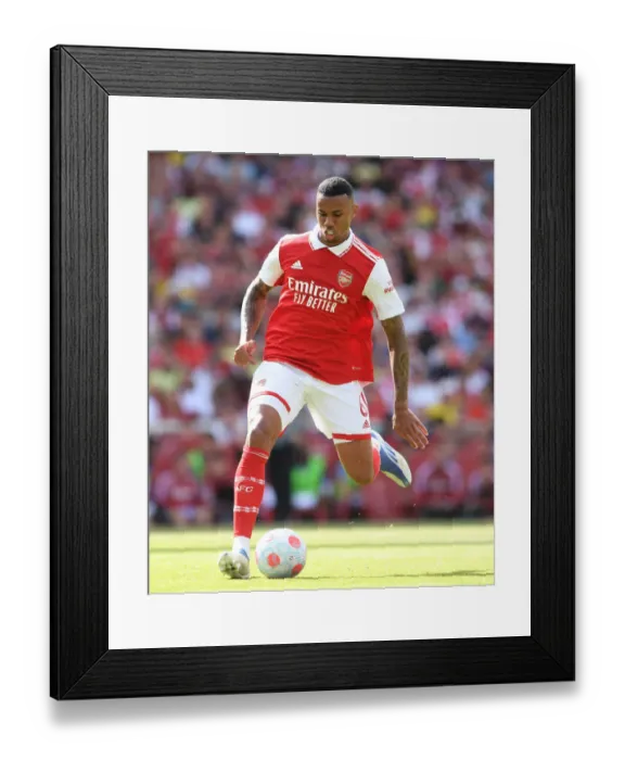 Framed Print : Gabriel Magalhaes in Action: Arsenal vs. Everton, Premier League 2021-22