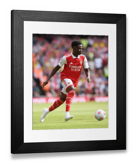 Framed Print : Bukayo Saka in Action: Arsenal vs. Everton, Premier League 2021-22