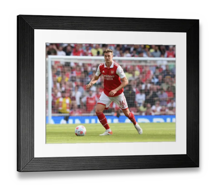 Framed Print : Arsenal's Rob Holding in Action: Premier League Showdown between Arsenal and Everton (2021-22) Framed Print : Arsenal's Rob Holding in Action: Premier League Showdown between Arsenal and Everton (2021-22)