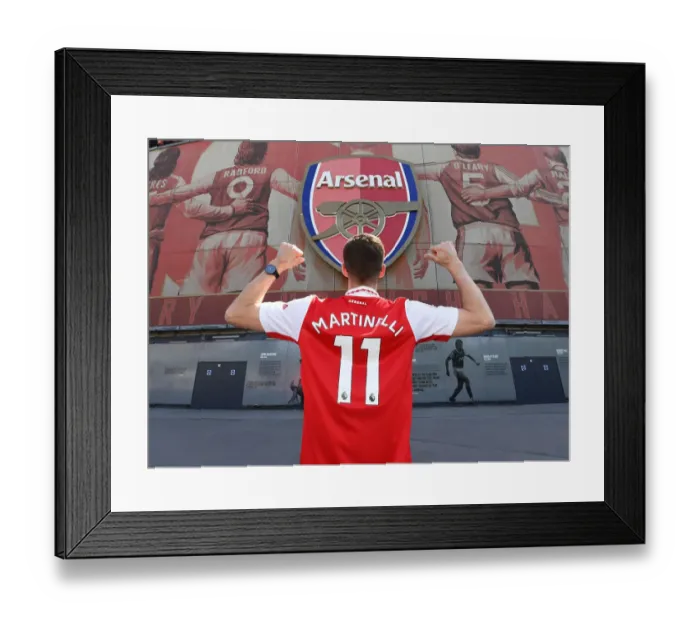 Framed Print : Arsenal Fans Unveil New Shirts Ahead of Arsenal vs. Everton Showdown (2021-22) Framed Print : Arsenal Fans Unveil New Shirts Ahead of Arsenal vs. Everton Showdown (2021-22)