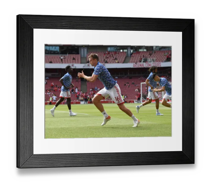 Framed Print : Arsenal's Rob Holding Gears Up for Arsenal v Everton Showdown (Premier League, 2021-22) Framed Print : Arsenal's Rob Holding Gears Up for Arsenal v Everton Showdown (Premier League, 2021-22)