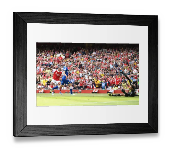 Framed Print : Gabriel Magalhaes Scores Arsenal's Fourth Goal: Arsenal 4-0 Everton (Emirates Stadium, 2021-22 Premier League)