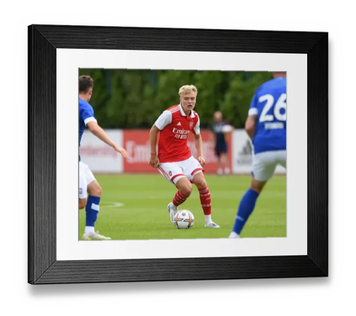 Framed Print : Arsenal's Matt Smith in Action during Pre-Season Friendly against Ipswich Town (2022-23)