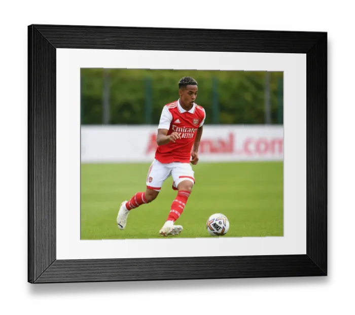 Framed Print : Omari Hutchinson Shines: Arsenal's Pre-Season Star Against Ipswich Town Framed Print : Omari Hutchinson Shines: Arsenal's Pre-Season Star Against Ipswich Town