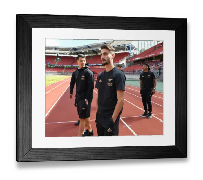 Framed Print : Arsenal's Fabio Vieira Readies for FC Nurnberg Pre-Season Clash